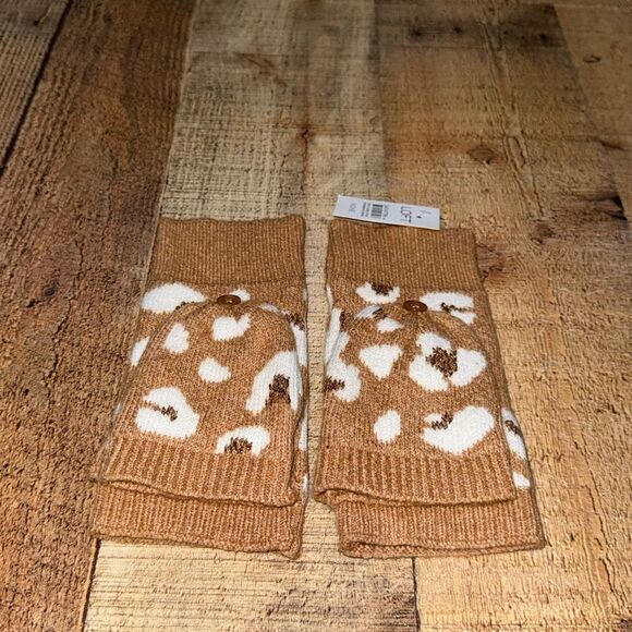 Nwt loft tan hooded fingerless gloves - Picture 1 of 5